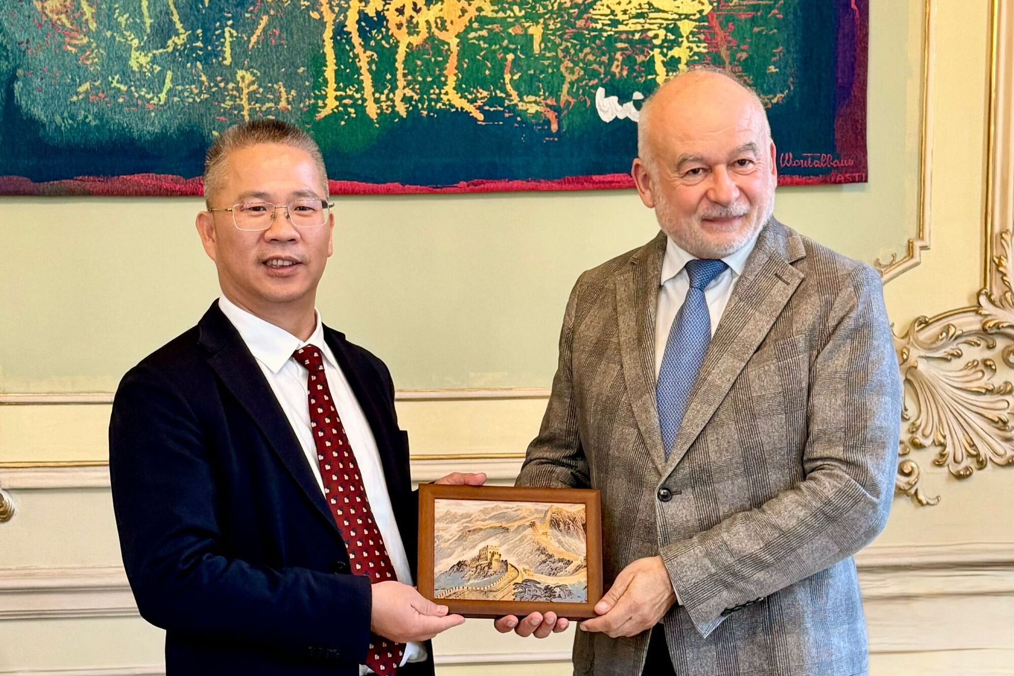 Presidente Negro incontra la Delegazione di Shenzhen