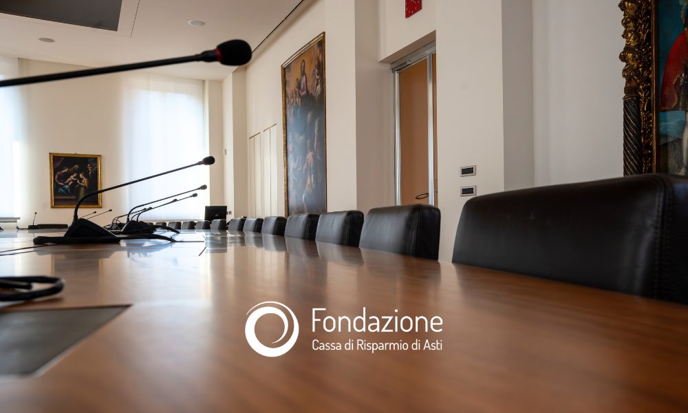 Sala consiglio Fondazione con Logo bianco